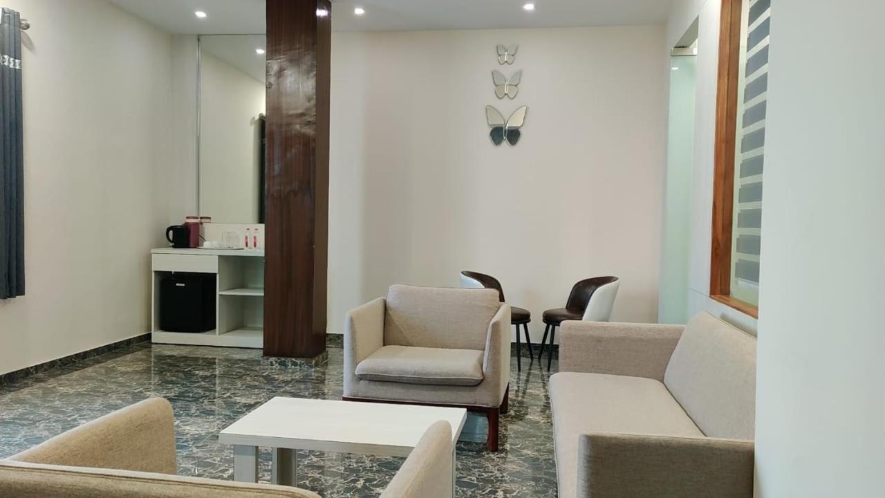 Vadpadraka Hotel And Resort Vadodara Exterior photo